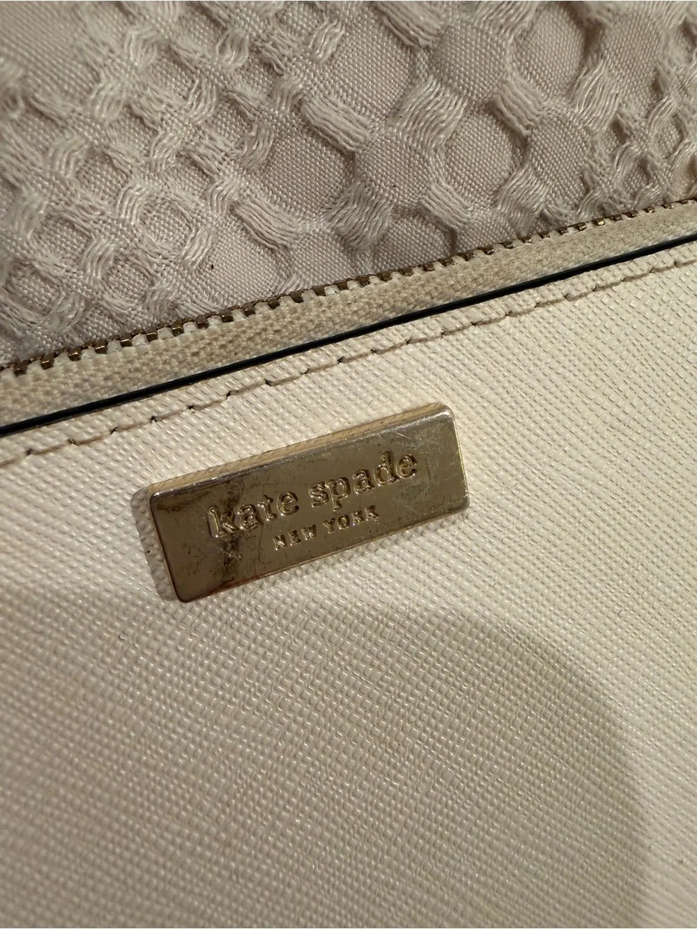 kate spade cream zip card case with keyring
